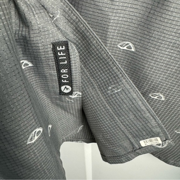 Marmot Tent Print Short Sleeve Button Up Shirt Gray Size XL - Picture 7 of 10